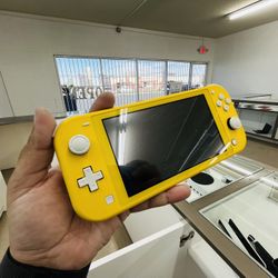 Nintendo Switch Lite 