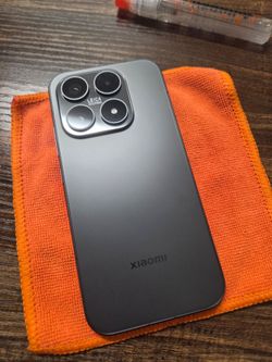 Xiaomi 17 Global Version
