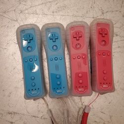 Nintendo Wii MotionPlus Wiimotes Controllers With Rubber Protector 