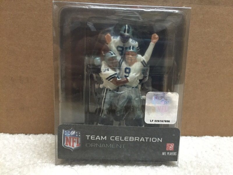 Cowboys team celebration ornament