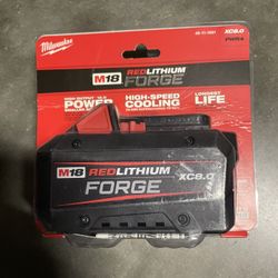 Milwaukee M18 18V  REDLITHIUM FORGE XC 8.0 