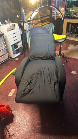 Lash recliner chair
