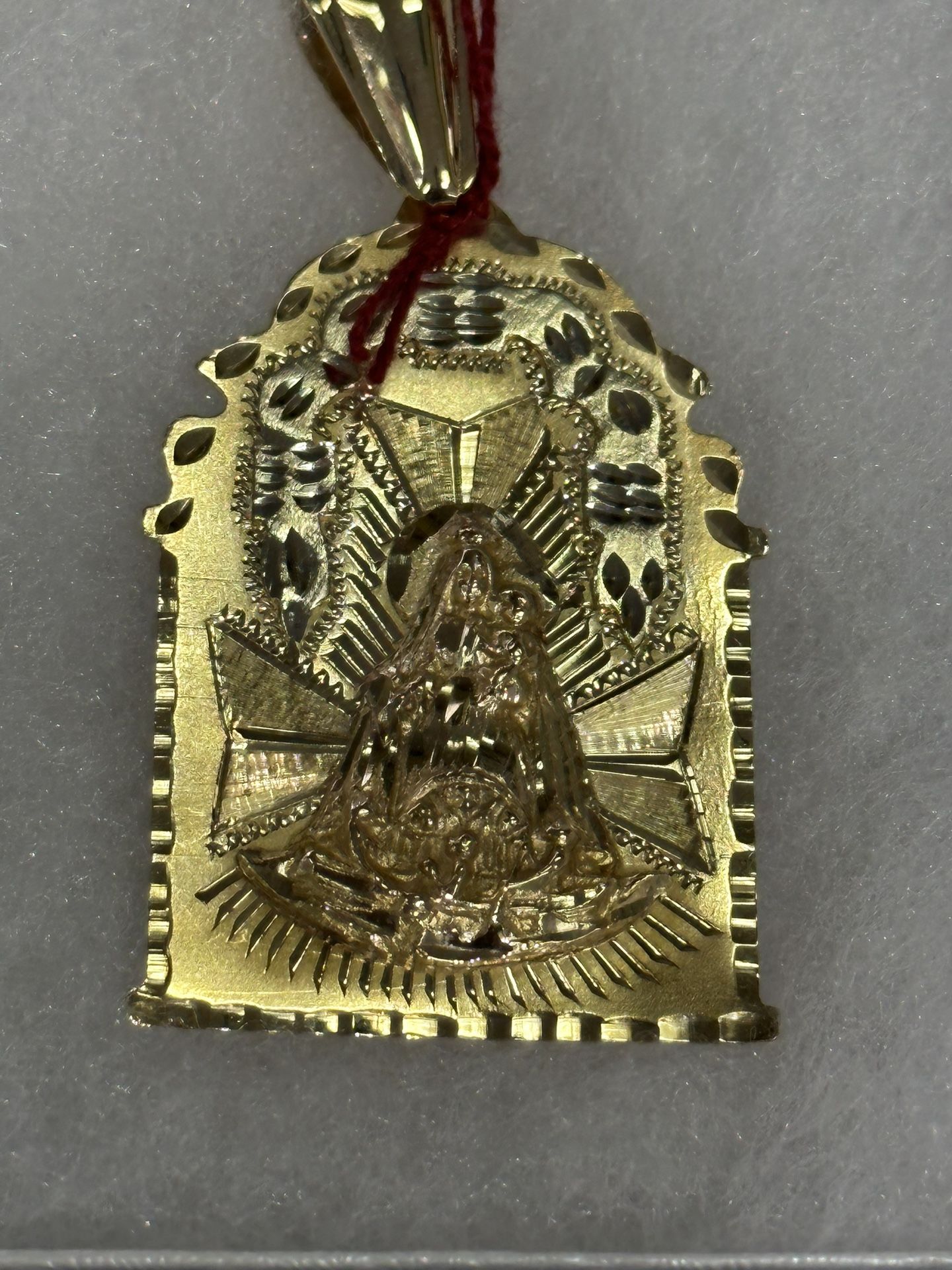 14 K Virgin Mary Pendant