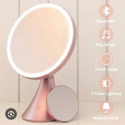 Babyltrl
Lighted Vanity Mirror With Bluetooth Speakerphone