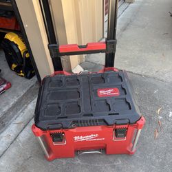 Milwaukee Packout Rolling Toolbox