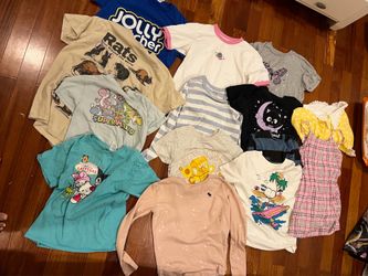 sizes extra small to medium Bundle of clothing sizes extra small to medium