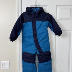 Toddler Size 2 Toddler LL Bean Winter Snowsuit Excellent Condition Located In Weston