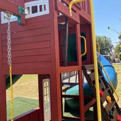 Swing Set Delivery Included 