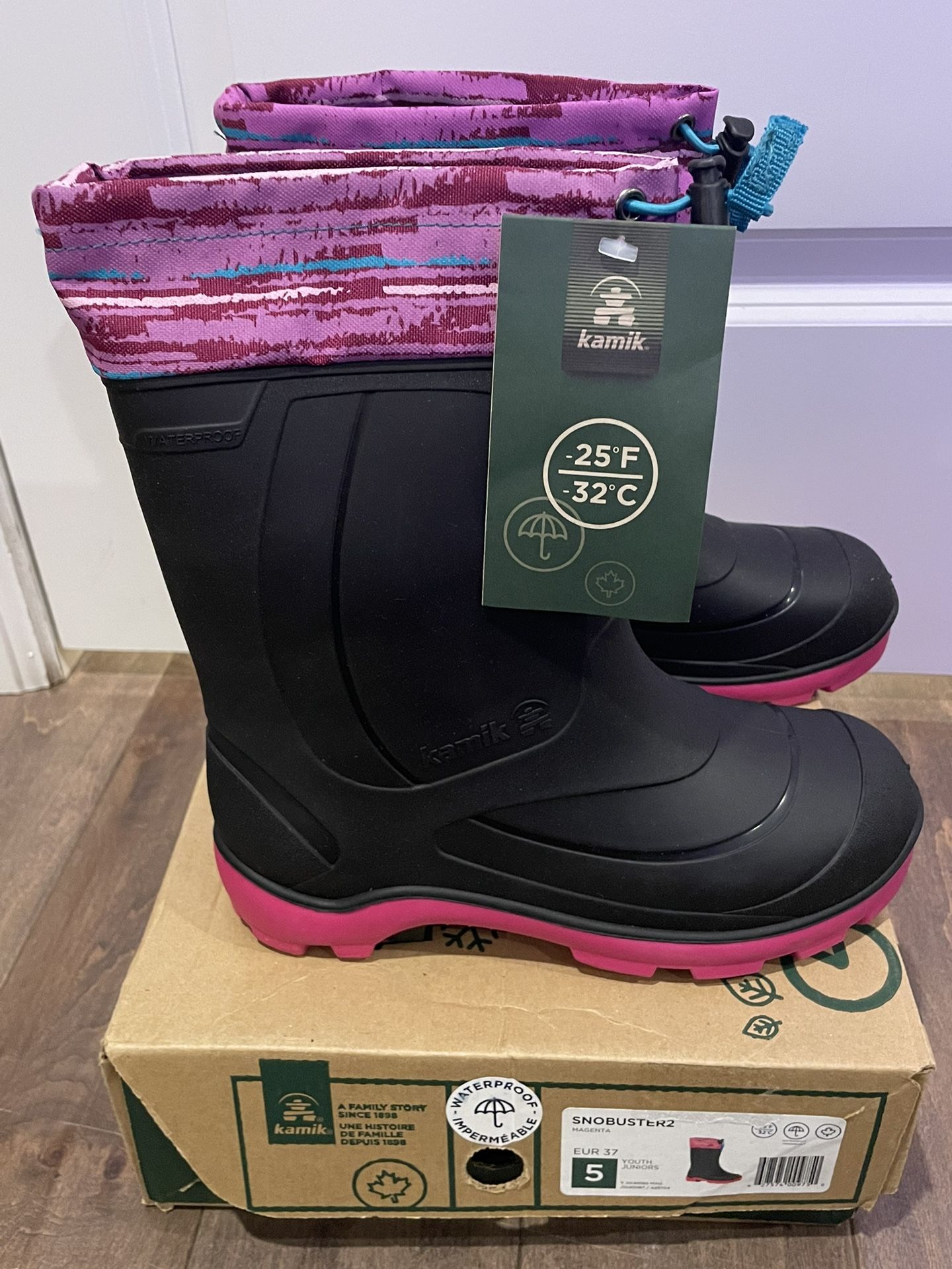 Kamik Kids' Snobuster 2 Insulated Waterproof snow Winter Boots size 5 brand new