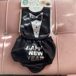 Boy Happy New Year Bib And Bottoms 