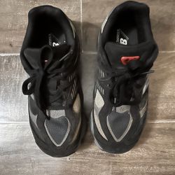 Kids New Balance 9060