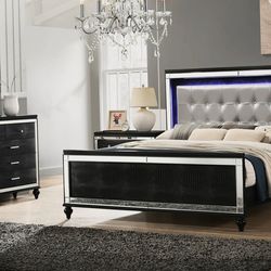 Valentino Queen Bedroom Black