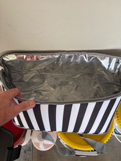 Black and White Striped Insulated Cooler Bag