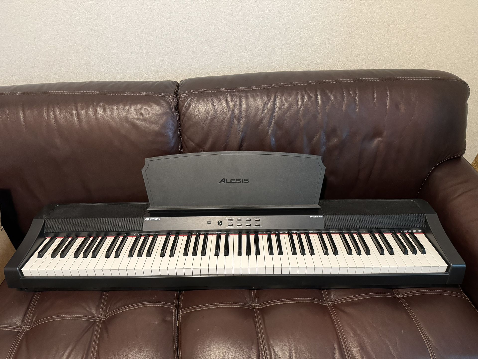 Alesis Prestige Artist 88-Key Digital Piano With Graded Hammer-Action Keys