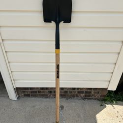 TRUE TEMPER DIGGING SHOVEL New