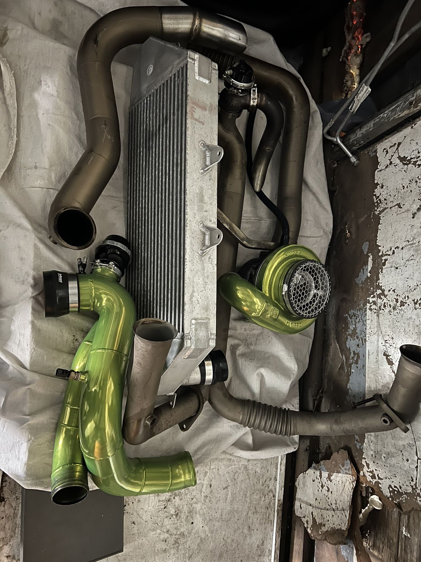 Jeep Srt Turbo Kit 6.1 & 6.4 ( Need Gone)