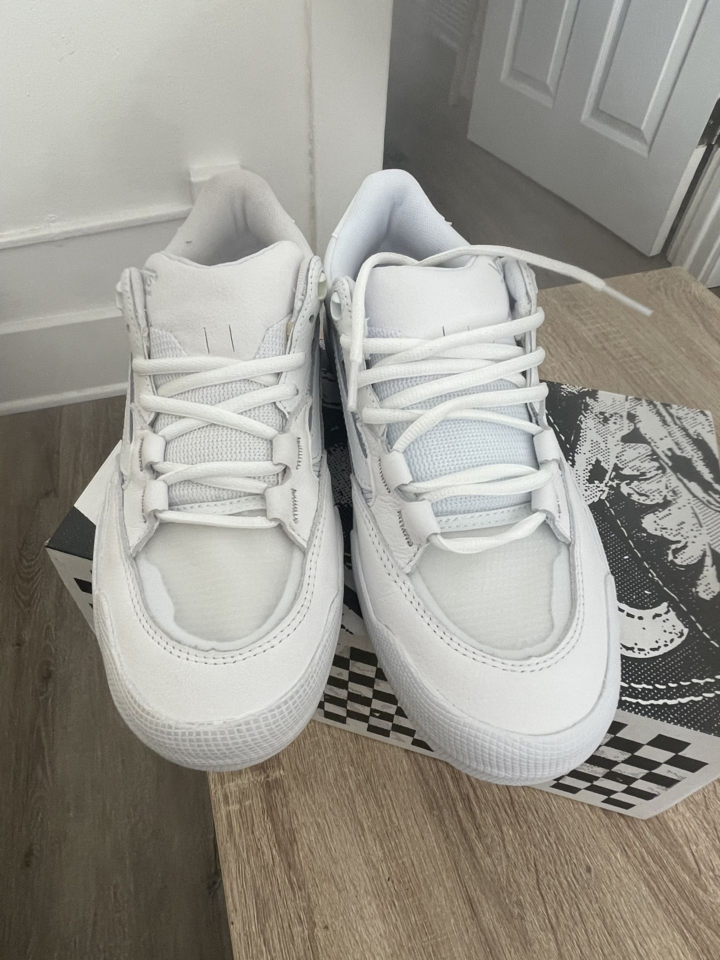 Skate 2 Wayvee Van Shoes