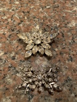 2 vintage rhinestone brooches