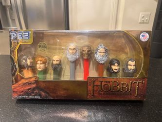 PEZ Collector's Series The Hobbit: An Unexpected Journey 8 Dispenser Set