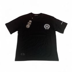 Designer Graphic Tee - Size Small
