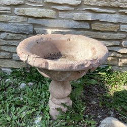 Stone garden piece 