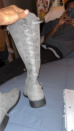 Size 3 In Girls Boots/Snow Boots 