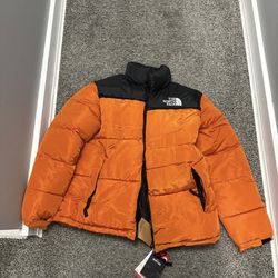 North Face 700/nuptse puffer