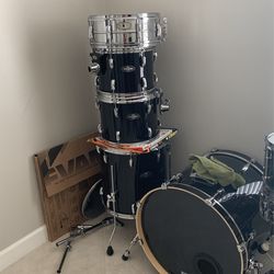 Pearl Vision Drum Set 5 Pieces. Birch Shells