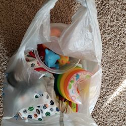 Baby/toddler Toys And Bib