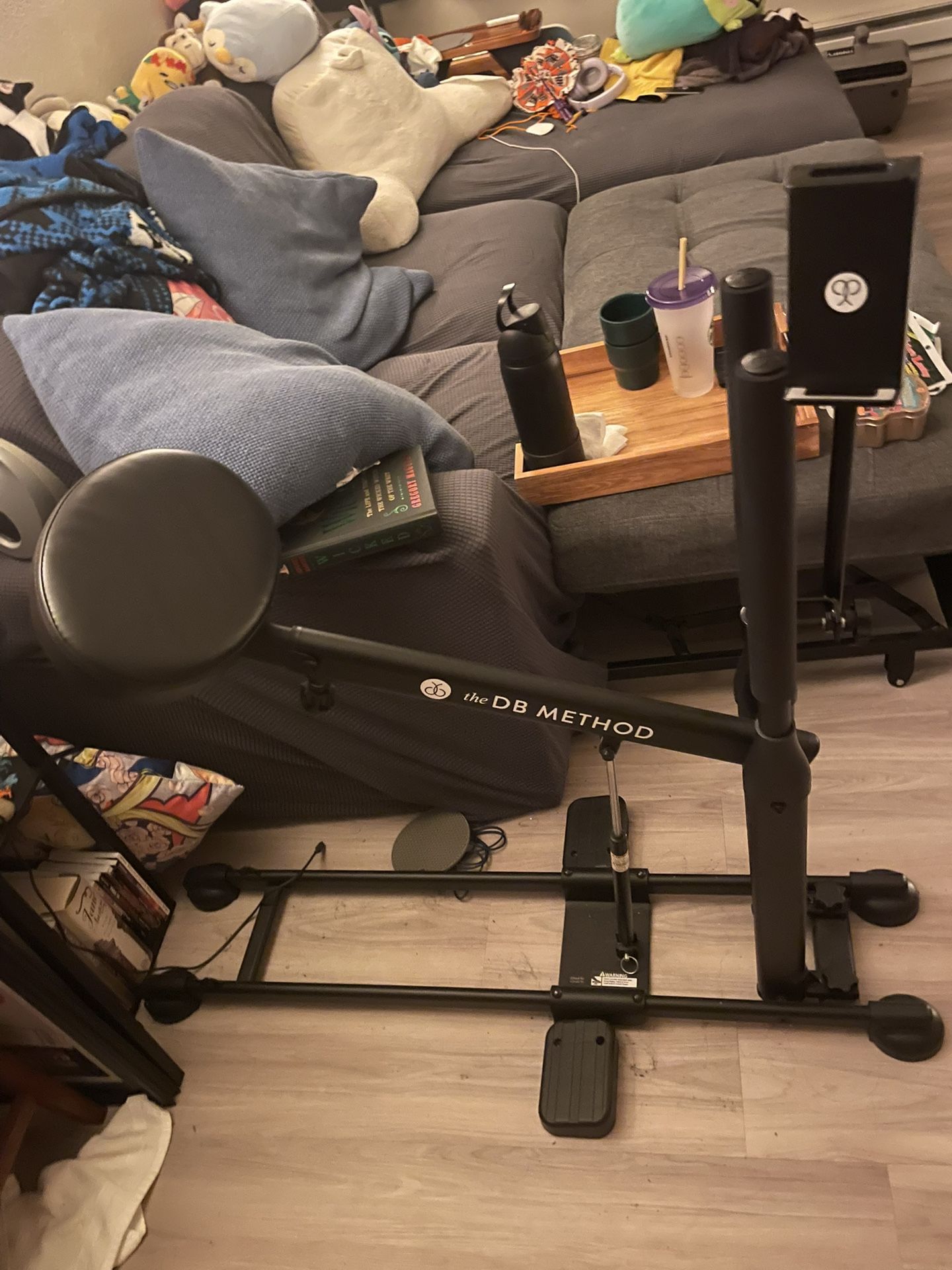 DB Method Squat machine