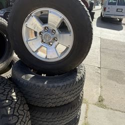Toyota Wheels & Tires
