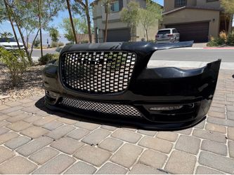 2020 Chrysler SRT bumper with fog lights