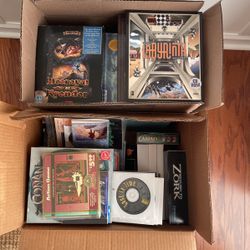 *MAKE OFFER* Vintage 5 1/4 And 3.5 Floppy Disc PC games , 30+ CD’s 