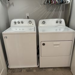 Whirlpool Washer & Dryer Set – Excellent Condition (Matching Pair) 