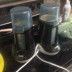 2 Bottle Warmers 