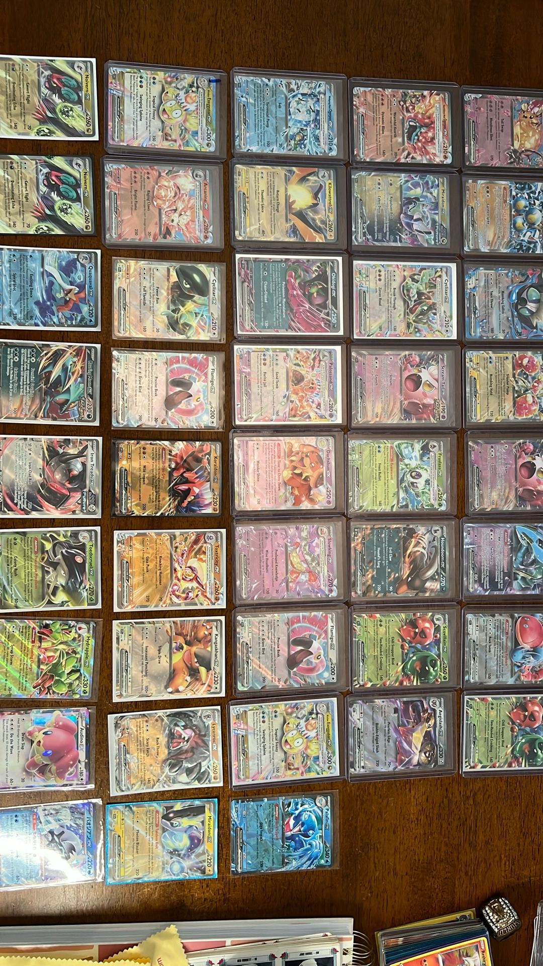 Pokémon/collectible/trading cards