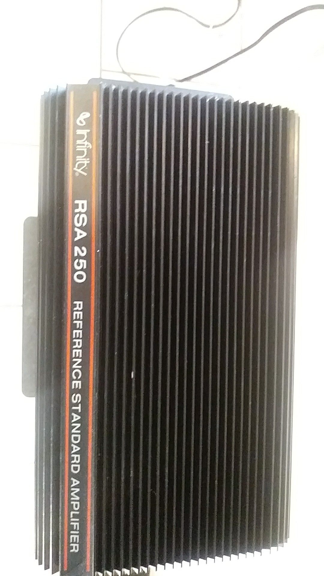 Infinity rsa 250 reference series amplifier
