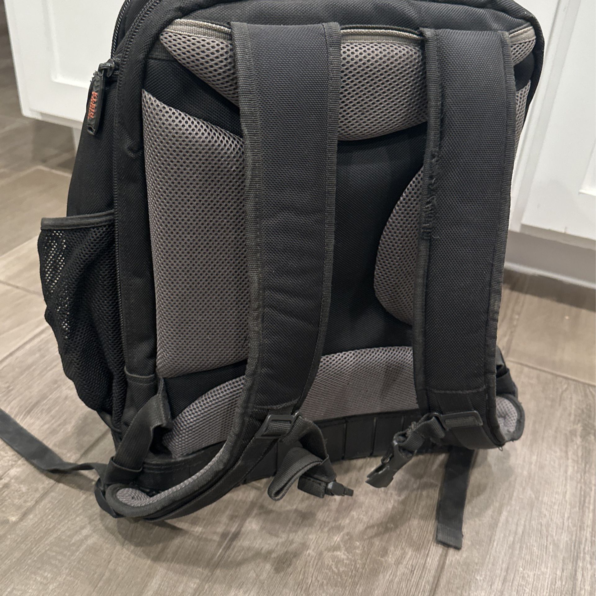 Klein backpack for Sale in Visalia, CA - OfferUp