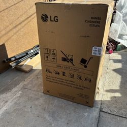LG 30 Inch Smart Wi-fi Enabled Gas Range BRAND NEW LRGL5823S