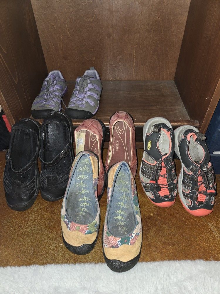 5 Pair Of Womens KEEN Brand Shoes