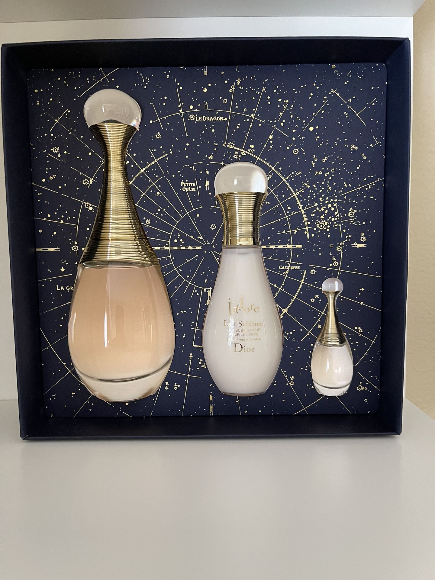 Dior J’adore Holiday 2023 Perfum Set 