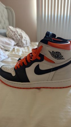 Air Jordan 1 High Electro Orange Size 9.5 M