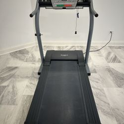 Nordic Track C1800 Treadmill