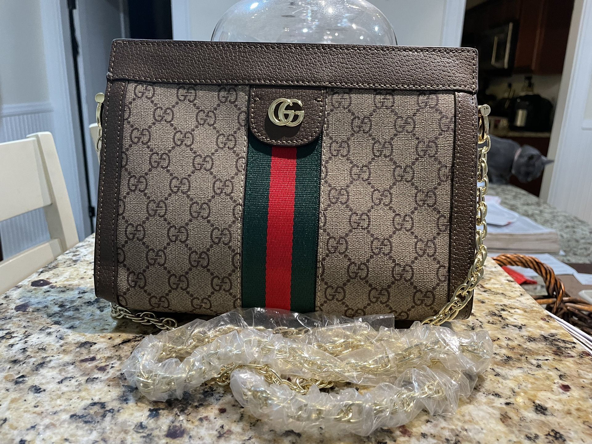 SHORTY’S BOUTIQUE