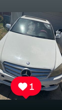 Benz, white 2008 for sale