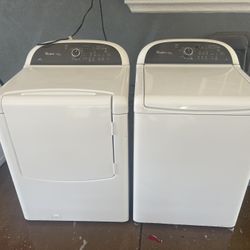 Whirlpool Washer And Gas Dryer 