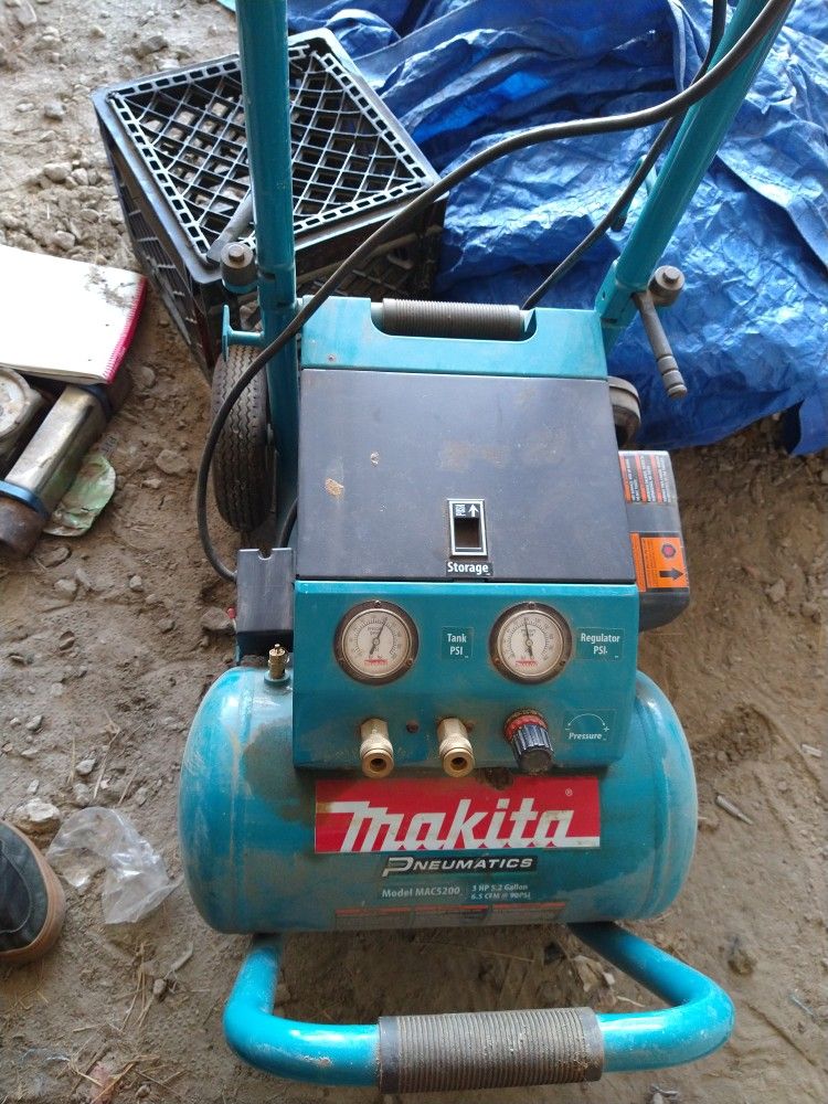 Makita Compressor Brand New In The Box