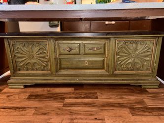 Tv stand / cabinet
