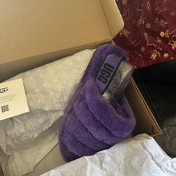 UGG SIZE 8 New Original 