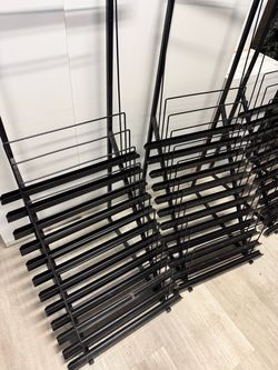 Black Metal Multi-Tier Display Rack